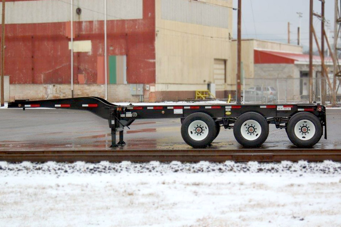 32' Reverse B-Train Container Chassis (Rear Chassis)